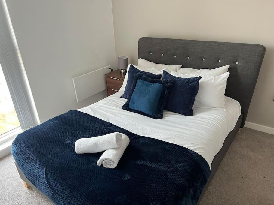 Apartamento Luxury Corner Apartment, Balcony W Scenic Views